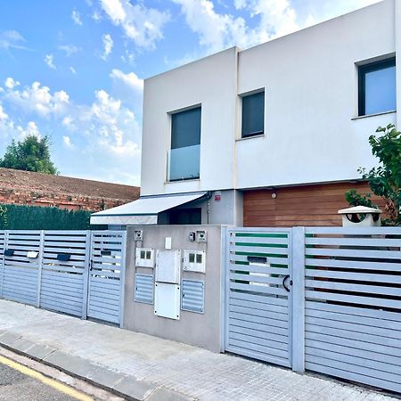 Chalet Moderno Con Piscina En Mont - Roige Bahia מראה חיצוני תמונה