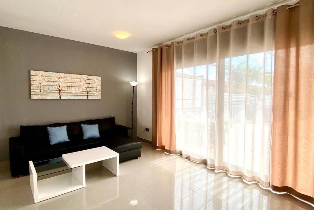 Chalet Moderno Con Piscina En Mont - Roige Bahia מראה חיצוני תמונה