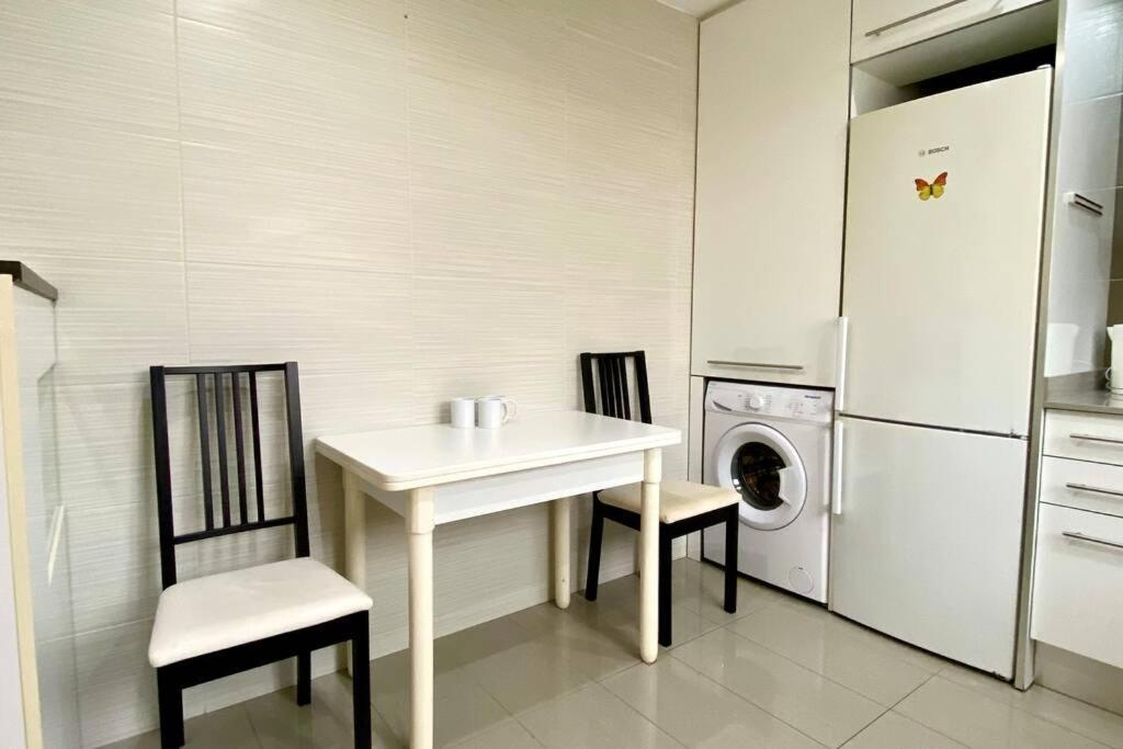 Chalet Moderno Con Piscina En Mont - Roige Bahia מראה חיצוני תמונה